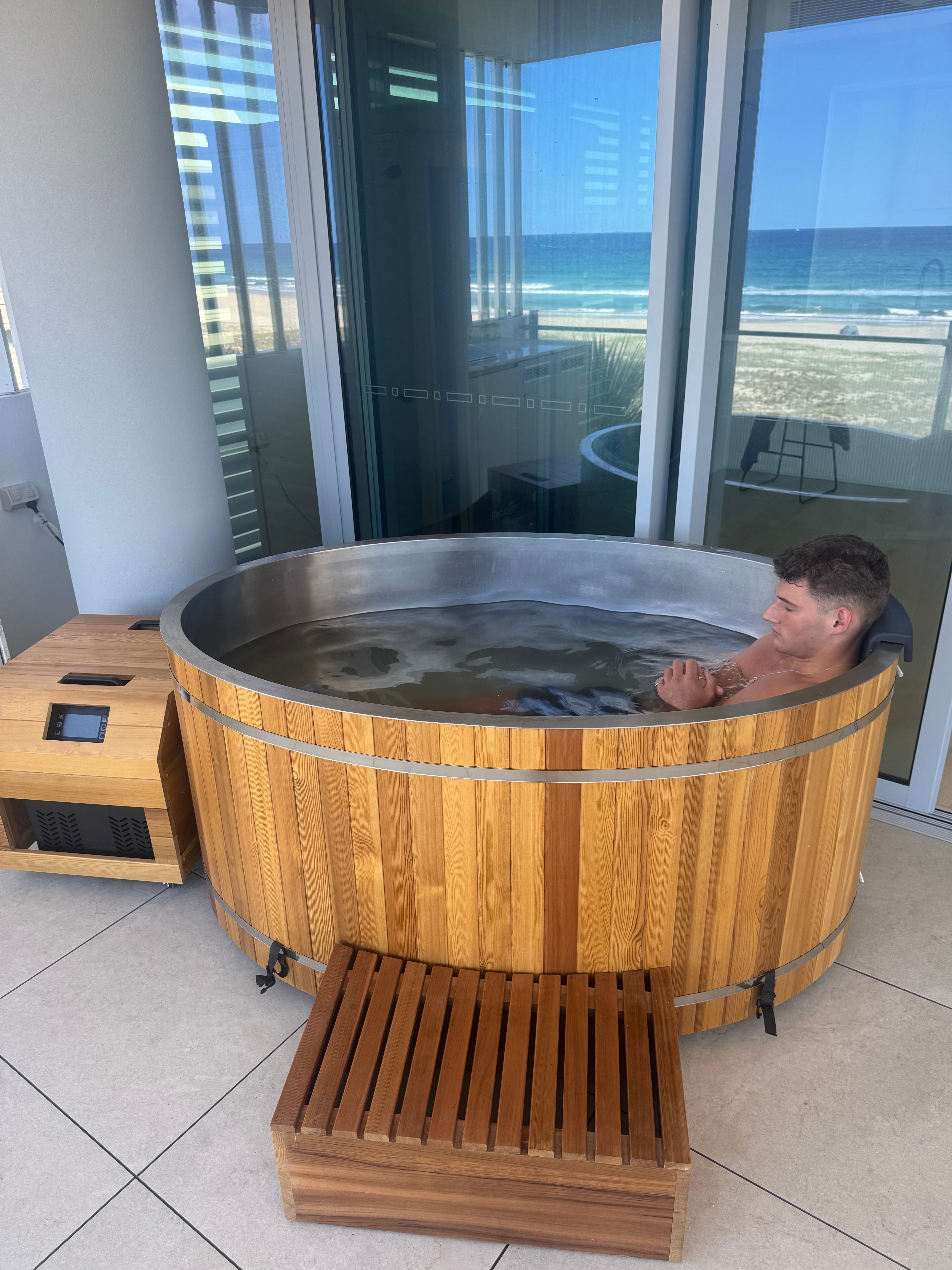 Recover | Deluxe Wooden Ice Bath